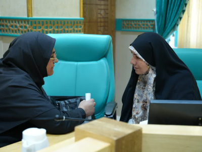 جلسه پرسش و پاسخ جامعه ایثارگران دانشگاه علوم پزشکی با خانم دکتر تاج الدین مشاور وزیربهداشت در امور شاهد و ایثارگران