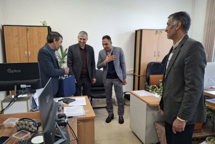 تجلیل و تقدیر از جانبازان معزز دانشگاه به مناسبت میلاد حضرت ابالفضل العباس علیه السلام در ایام الله دهه فجر