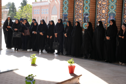 غبارروبی و عطرافشانی مزار شهدای گمنام به مناسبت هفته دفاع مقدس و آغاز سال تحصیلی جدید